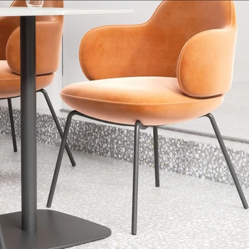Луксозни столове за хранене Кафе комплекти Модерен минималистичен добър оранжев гръб без ръце трапезни столове дизайн Silla Comedor Мебели за дома